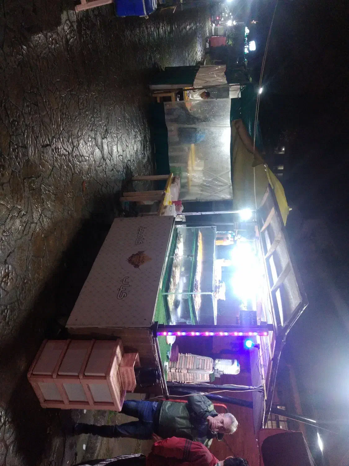 کارگر. کبابی|استخدام خدمات فروشگاه و رستوران|رشت, کوی غلام نیا|دیوار