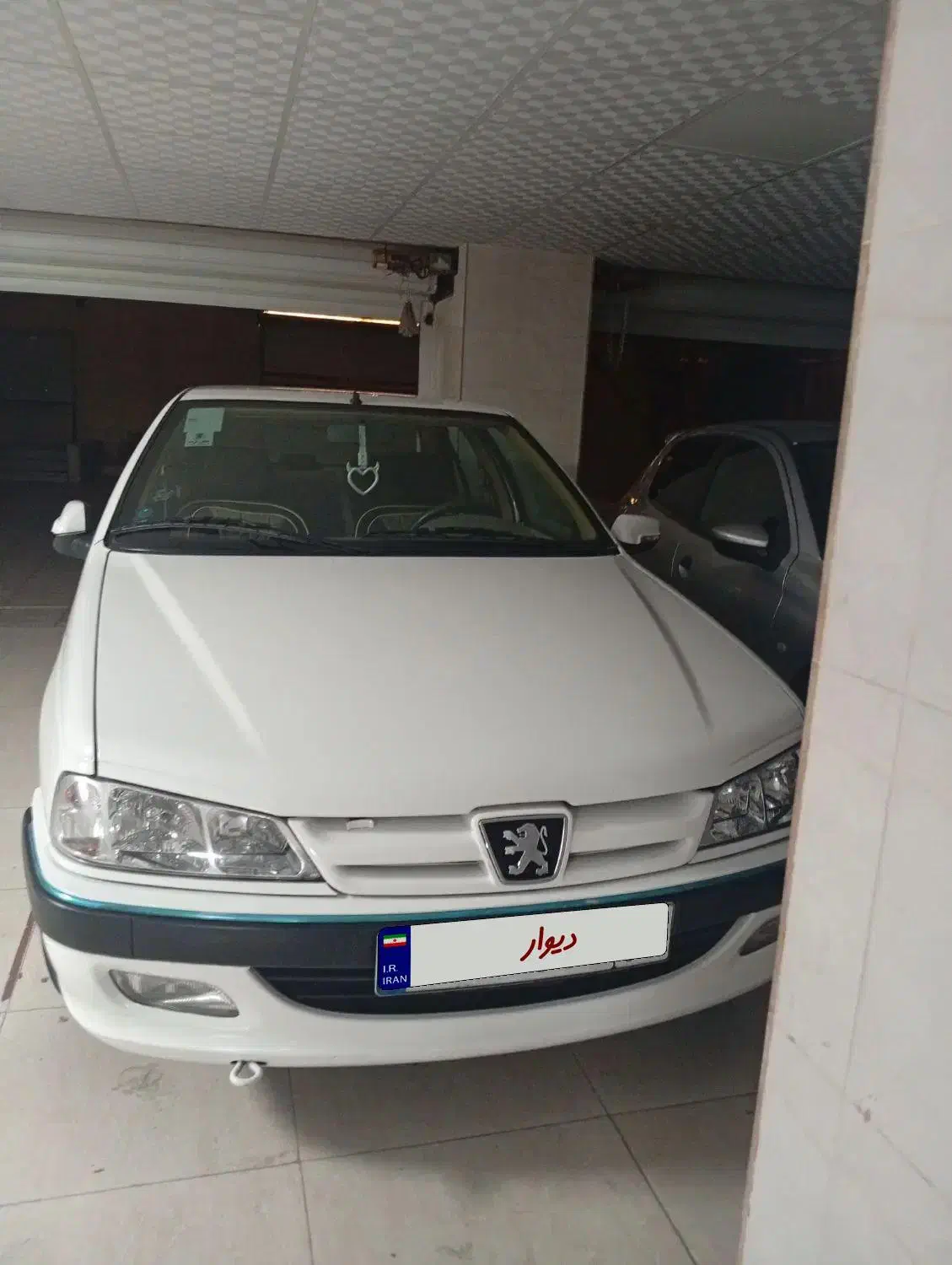 ماشین پژو پارس بی نقص فوقالعاده تمیز|خودرو سواری و وانت|تبریز, |دیوار