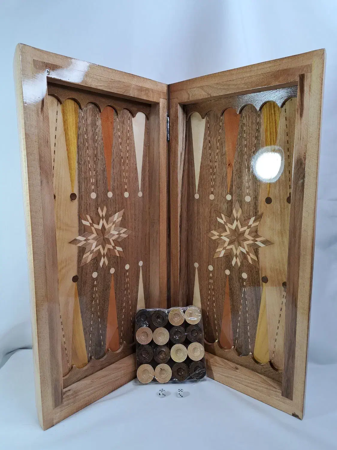 تخته نرد چوبی سنندج در طرح های گوناگون|کلکسیون و سرگرمی|تهران, ائمه اطهار|دیوار