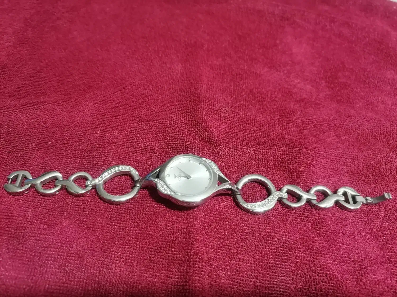 ساعت مچی|ساعت|سنندج, |دیوار