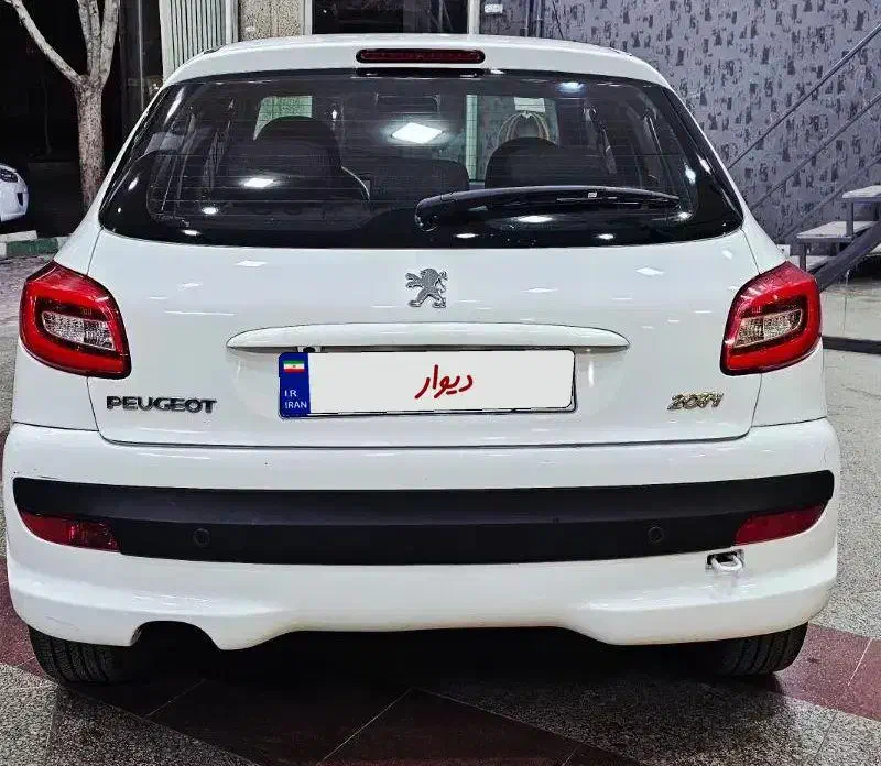 پژو ۲۰۷ سقف فلز مدل ۱۴۰۰|خودرو سواری و وانت|بروجرد, |دیوار