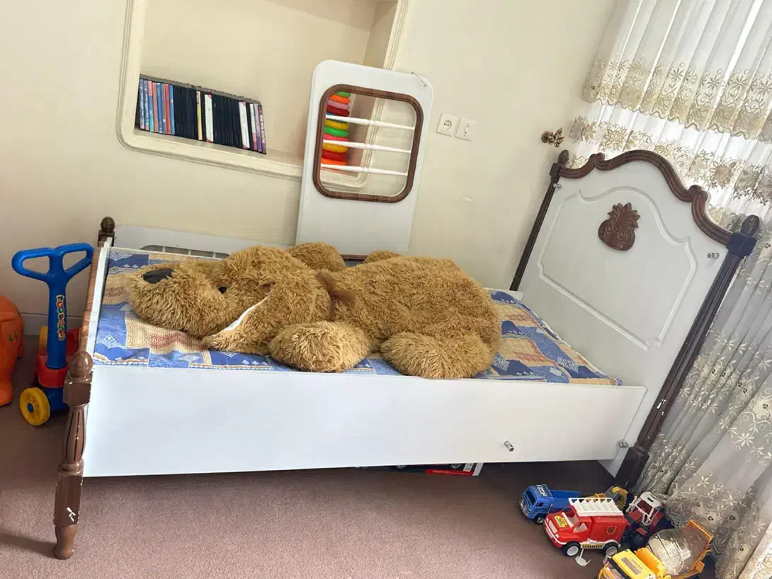 ست کامل تخت خواب و کمد بچه|تخت و صندلی بچه|شیراز, زرهی|دیوار