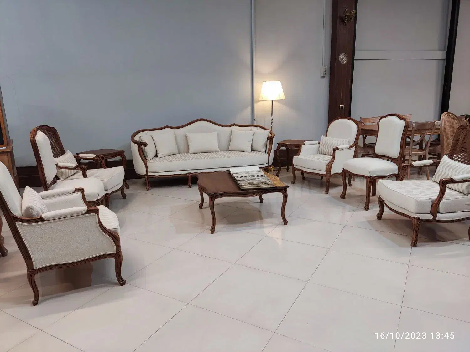 تعمیرات انواع مبلمان استیل و راحتی در منزل|خدمات پیشه و مهارت|طرقبه, |دیوار