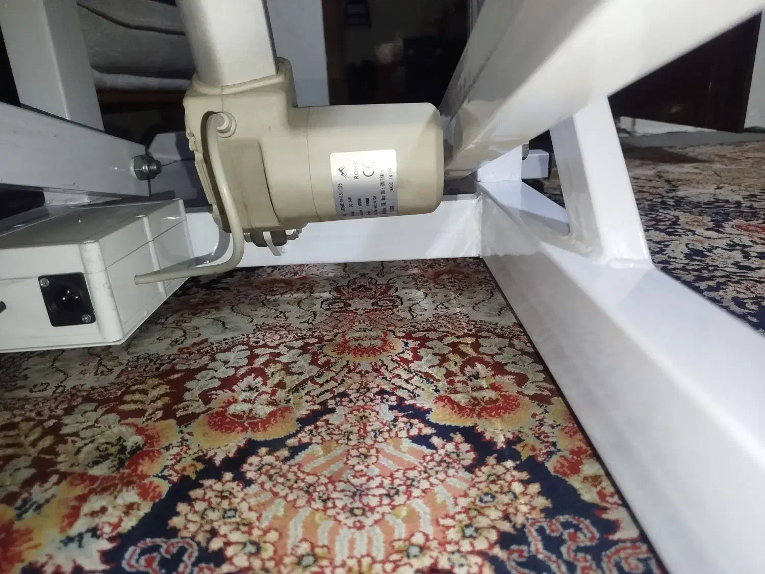 تخته معاینه تک موتوره در حد نو|آرایشی، بهداشتی، درمانی|مراغه, |دیوار