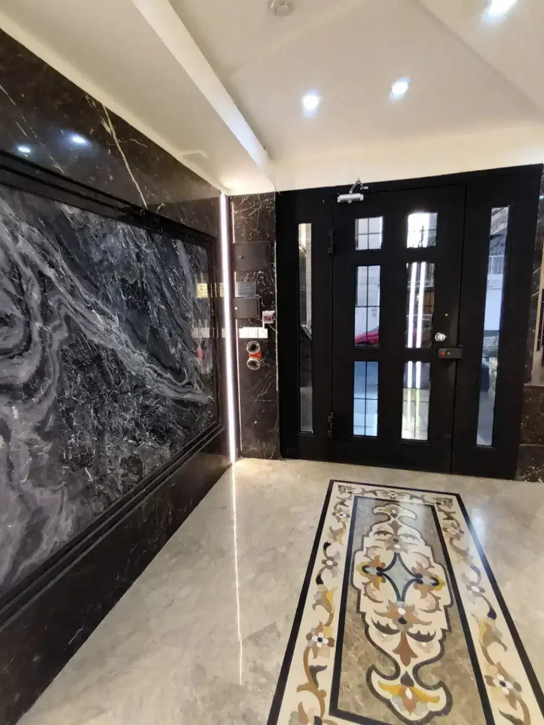 149متر / تکواحدی/۳ خواب /بازسازی/لابی