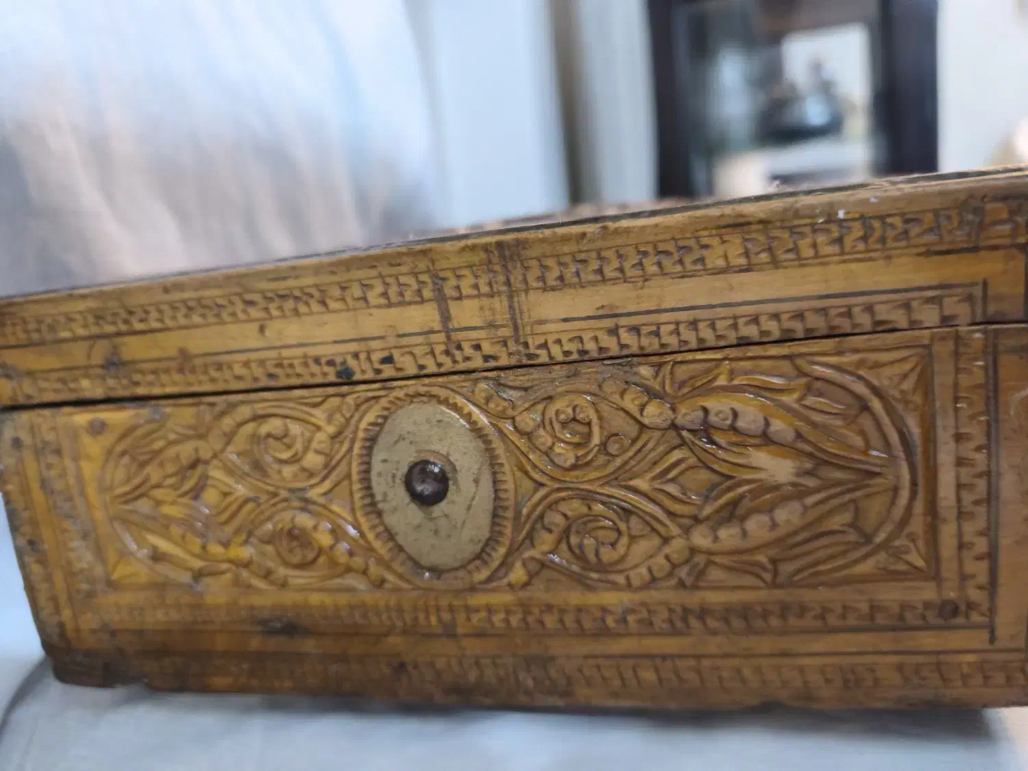 جعبه چوبی آباده قدیمی|کلکسیون اشیاء عتیقه|تهران, مولوی|دیوار