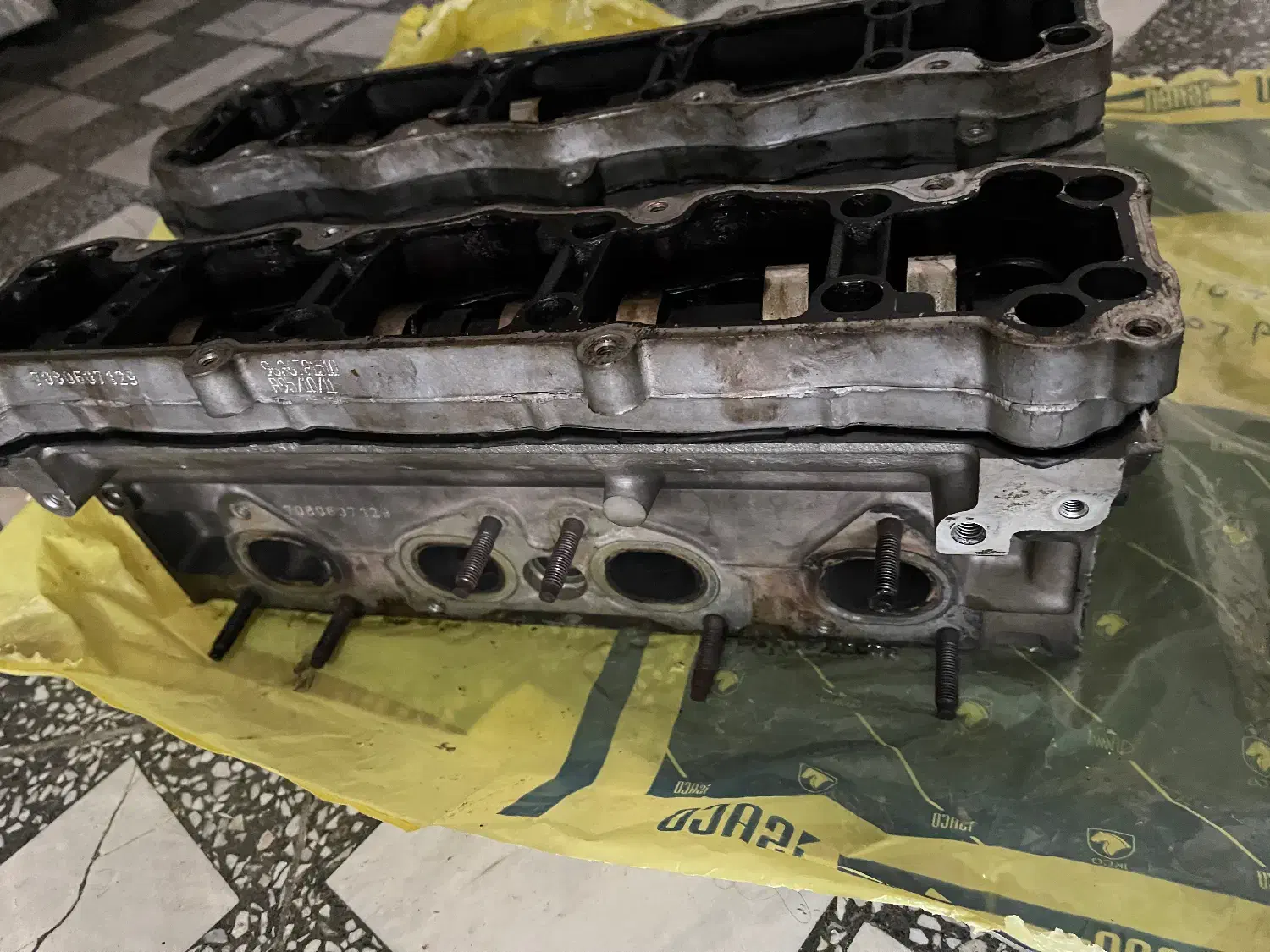 سرسیلندر کامل تیوفایو|قطعات یدکی و لوازم جانبی|قائم‌شهر, |دیوار