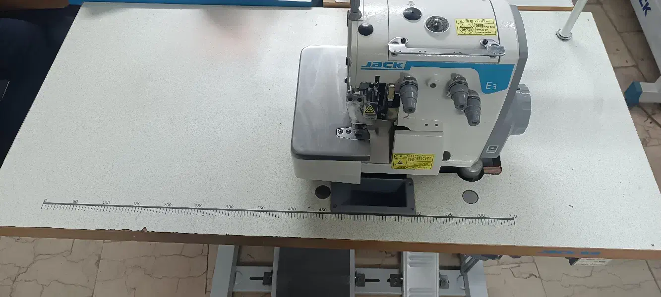 چرخ خیاطی سردوز جک|چرخ خیاطی و ریسندگی|بروجرد, |دیوار