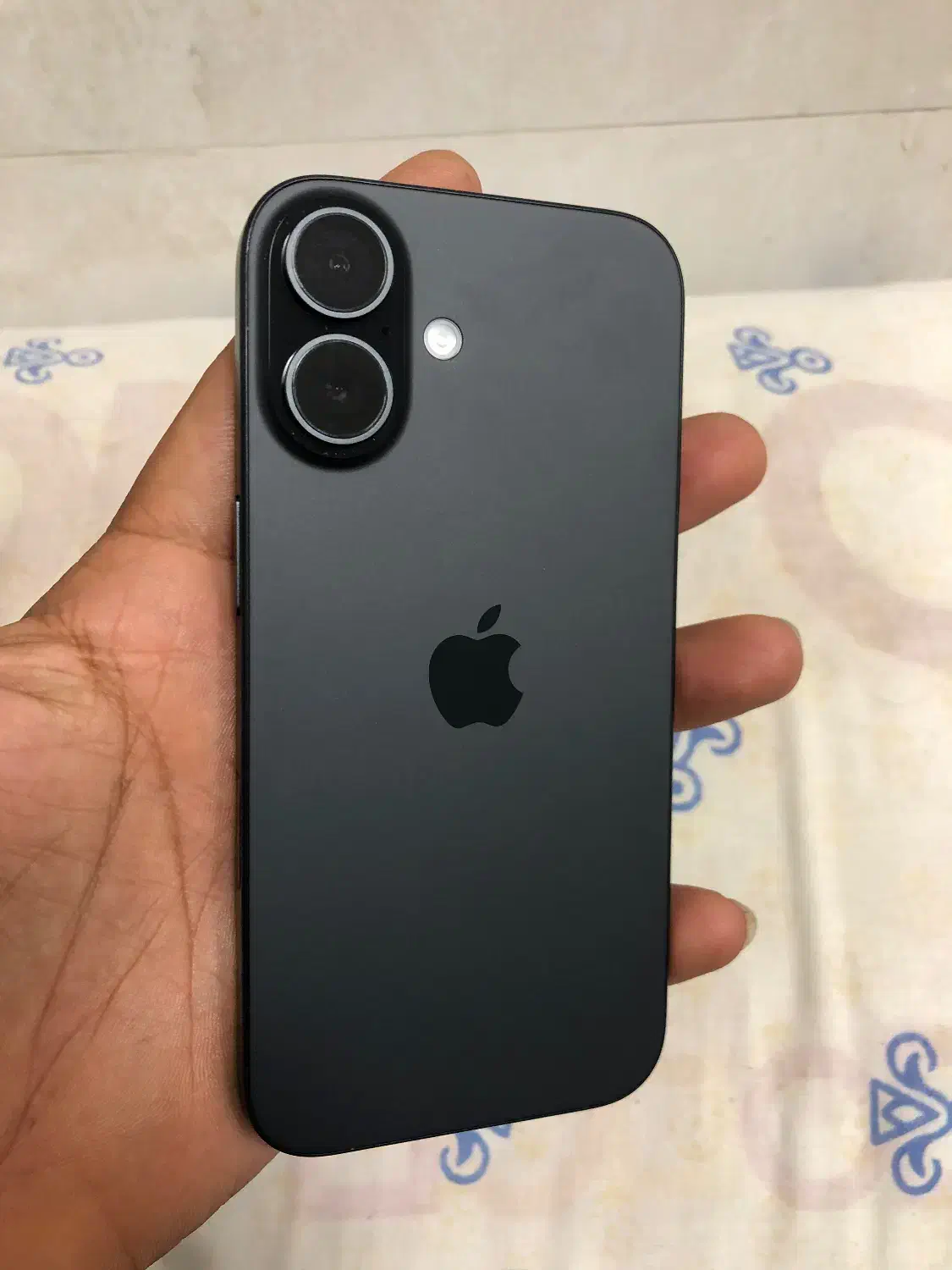 اپل ۱۶ نرمال|موبایل|زاهدان, |دیوار