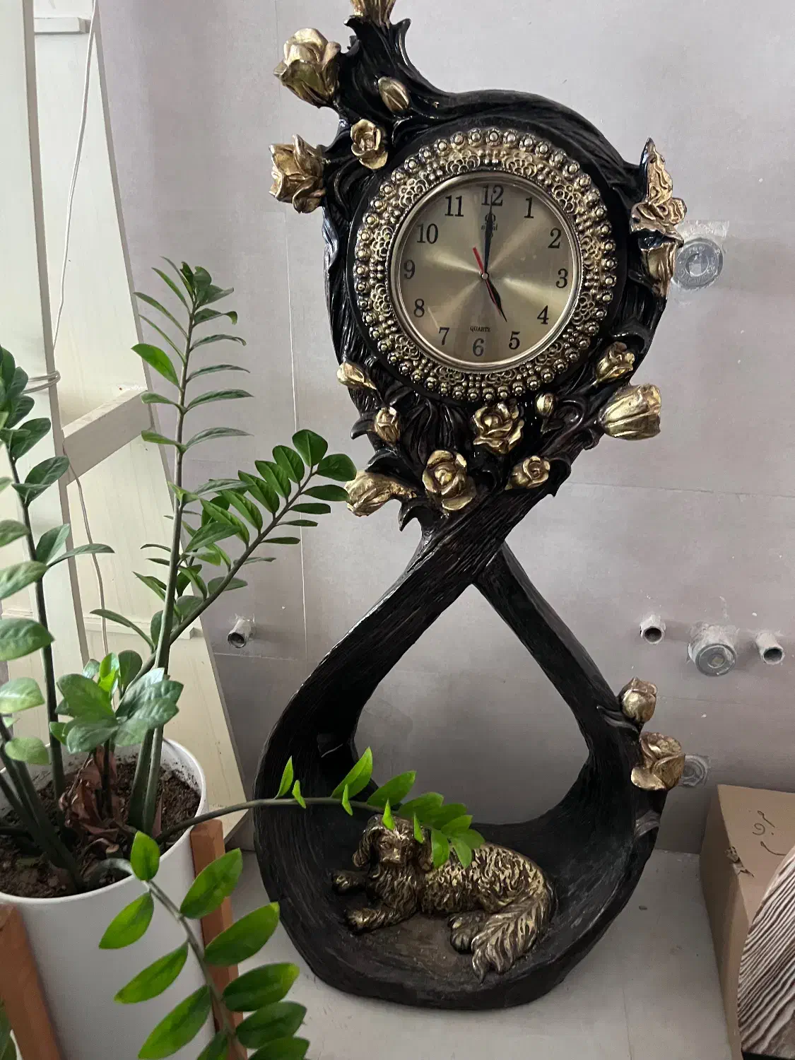 ساعتی بسیار زیبا به قیمت فوق العاده|ساعت دیواری و تزئینی|شیراز, صنایع الکترونیک|دیوار