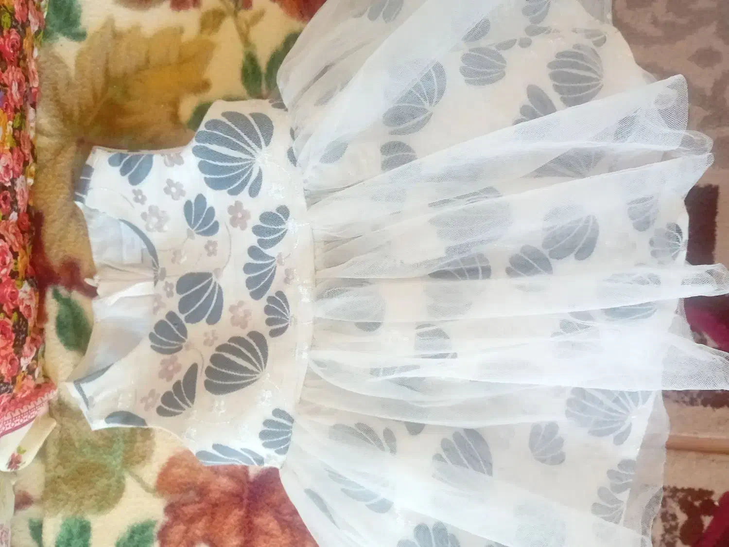 لباس عروس|لباس|بانه, |دیوار