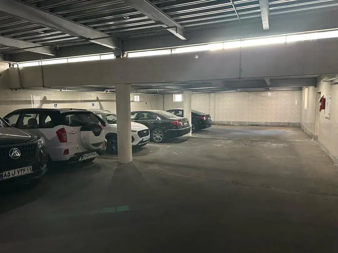 145 متر 3 خواب آپارتمان در برج شهرک نفت کوهسار