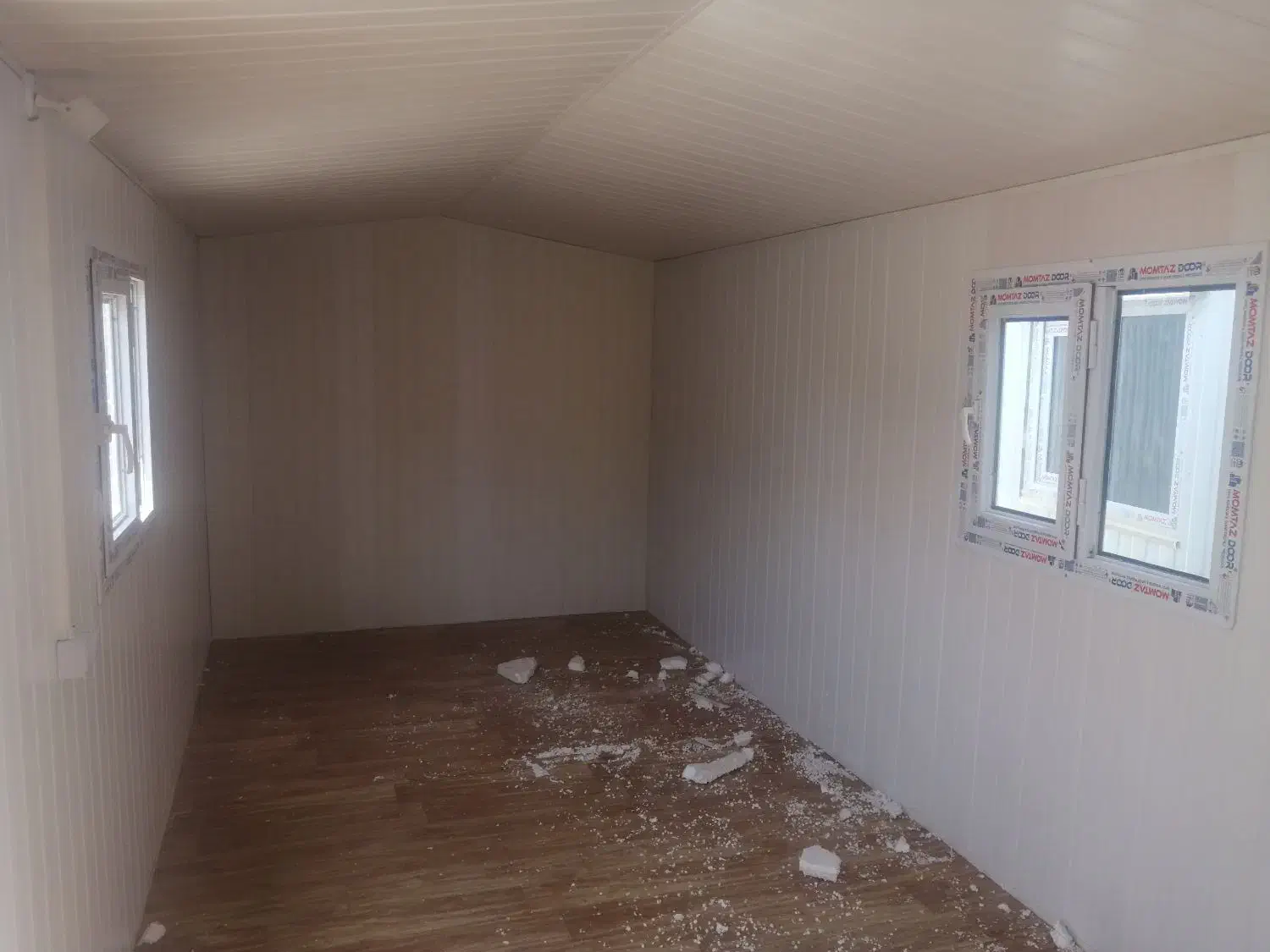 دفاتر اداری. نگهبانی. در ابعاد مختلف|مصالح و تجهیزات ساختمان|اصفهان, شفق|دیوار