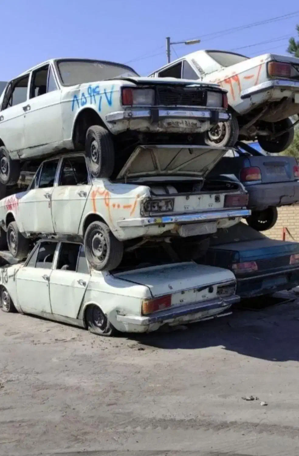 اسقاط خودروهای فرسوده اسقاطی و اوراقی|خدمات موتور و ماشین|نورآباد, |دیوار