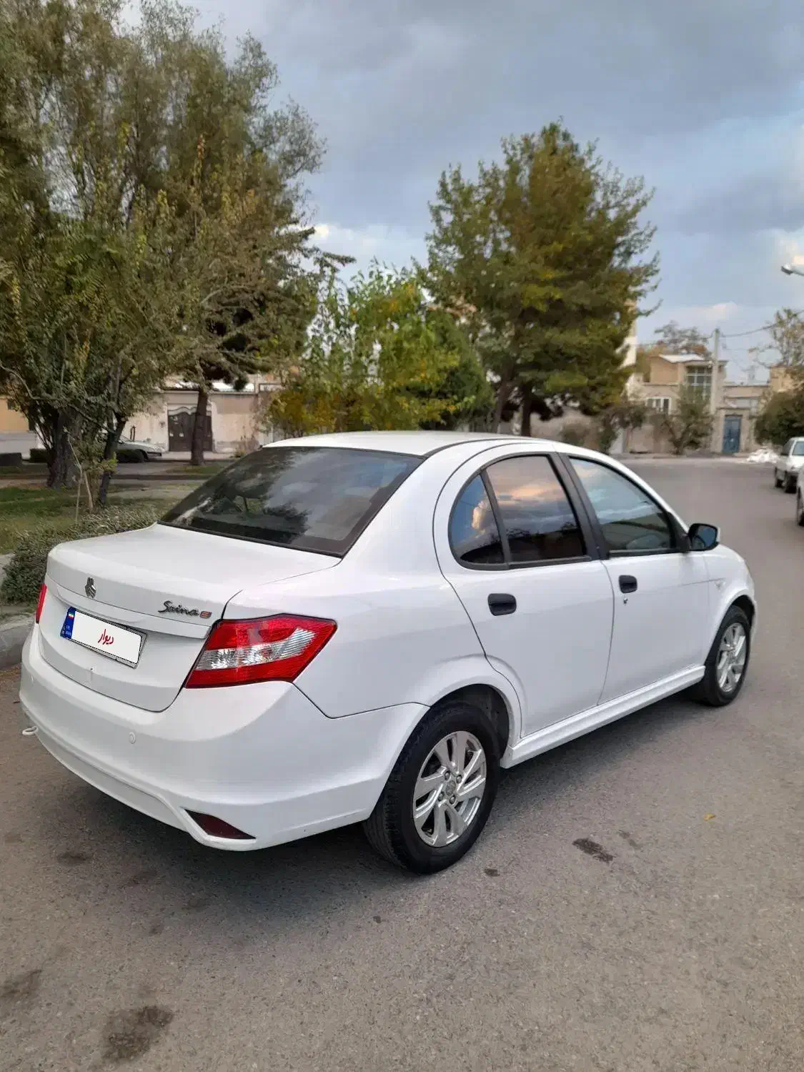 ساینا مدل ۹۷ بیرنگ|خودرو سواری و وانت|خوی, |دیوار