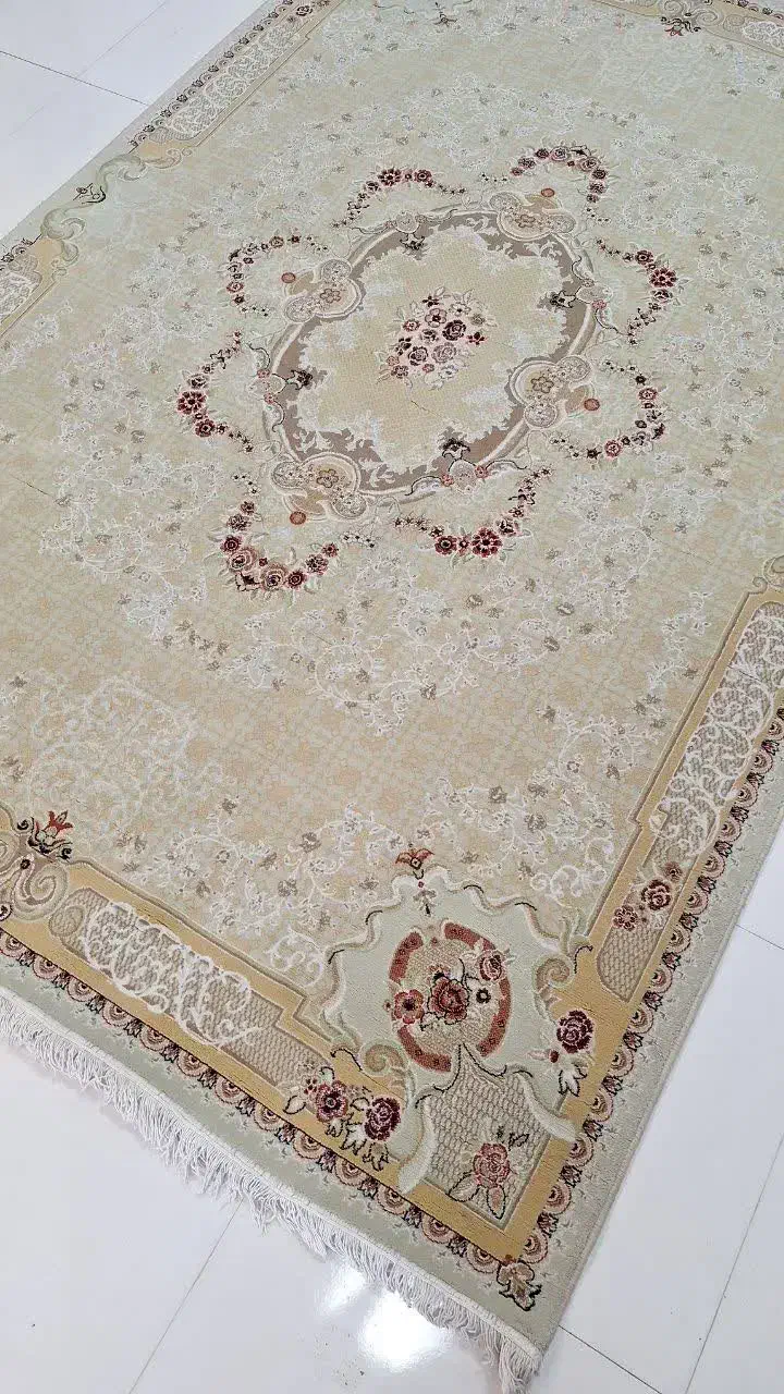 دو تخته فرش6متری کرم رنگ|فرش|ایلام, |دیوار