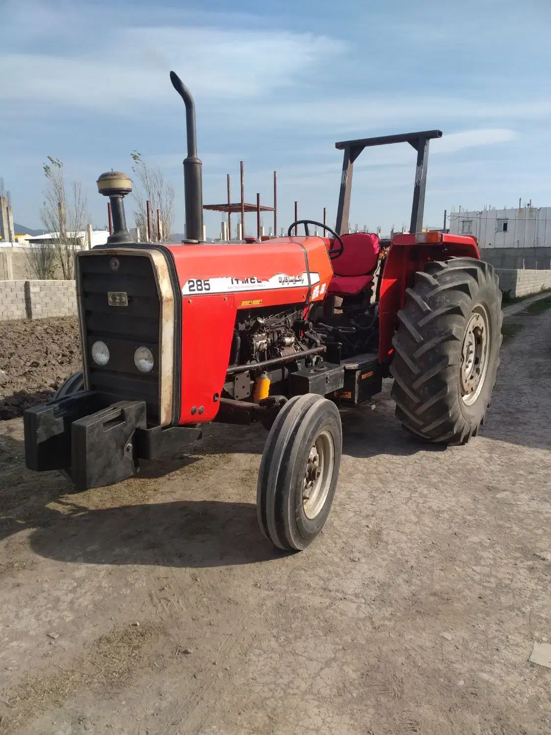 تراکتور مدل۸۳|خودرو سنگین|اردبیل, |دیوار