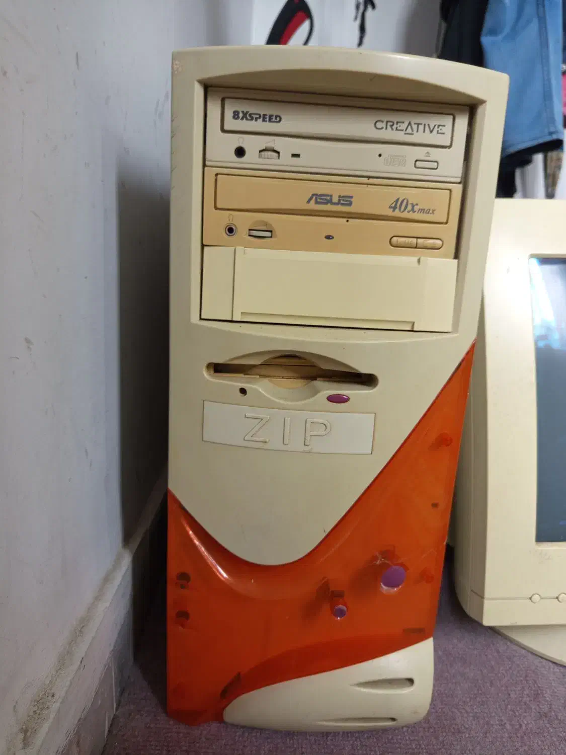 کامپیوتر|رایانه رومیزی|آستارا, |دیوار