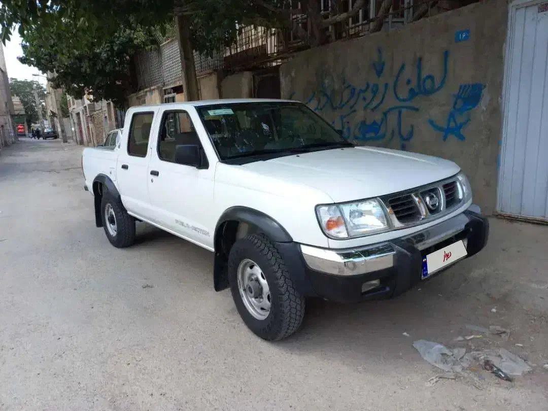 نیسان پیکاپ سفید رنگ ۸۹|خودرو سواری و وانت|شیراز, ارم|دیوار