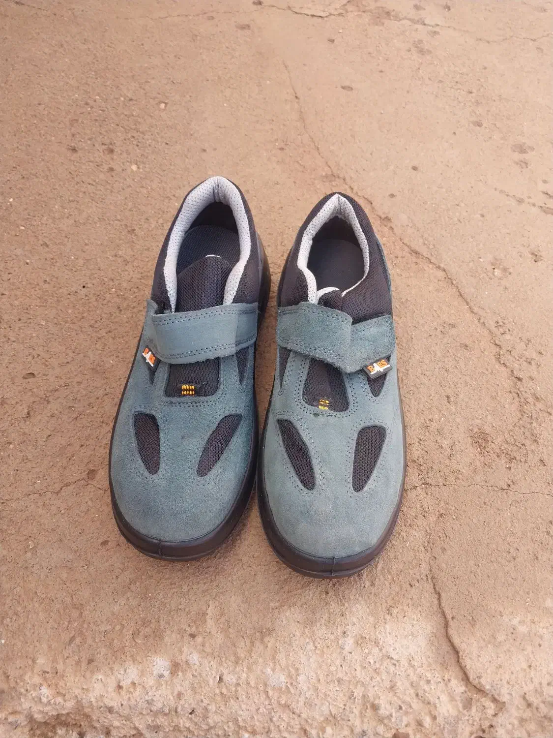 کفش کار ترکیه|کیف، کفش، کمربند|سلماس, |دیوار