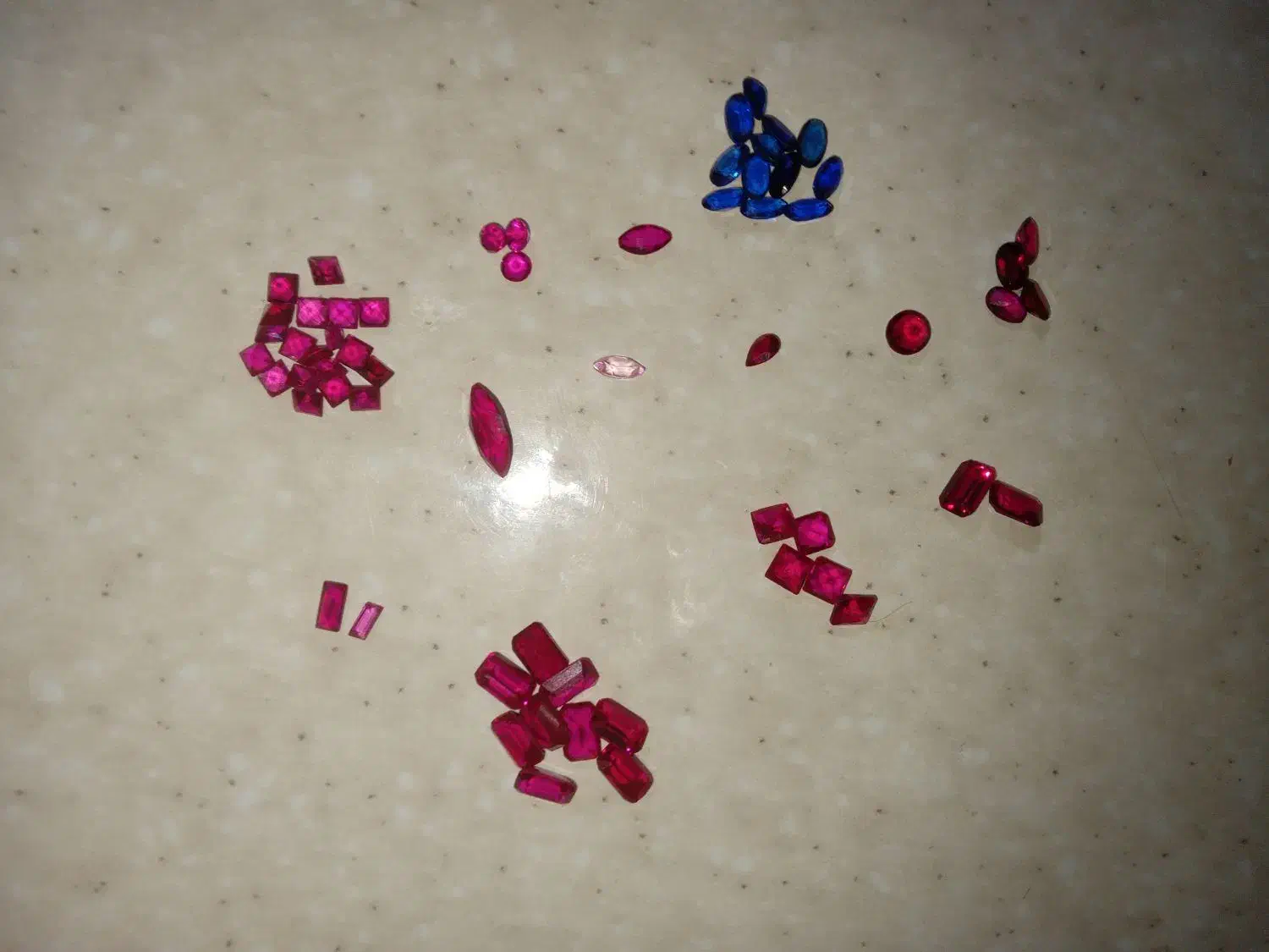 مخراج کاری سنگ یاقوت مناسب انگشتر و جواهرات|جواهرات|ورامین, ورامین|دیوار