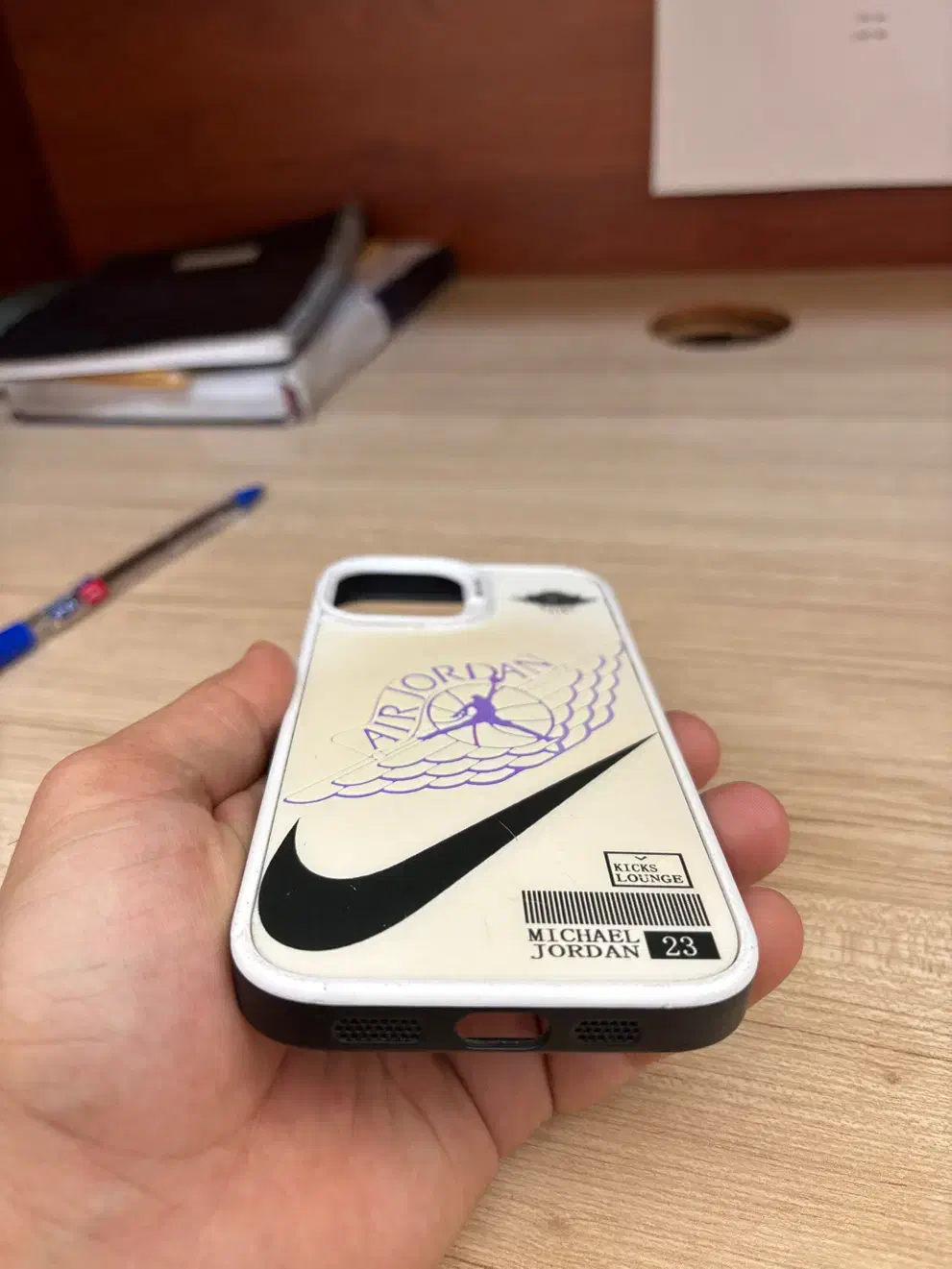 قاب آیفون ۱۵ نرمال مدل جردن شب نما|لوازم جانبی موبایل و تبلت|بندر ماهشهر, |دیوار