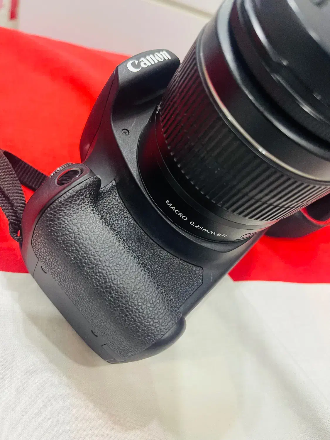 دوربین عکاسی کنون ۲۰۰۰ دی به همراه لنز 18-55|دوربین عکاسی و فیلمبرداری|محمودآباد, |دیوار