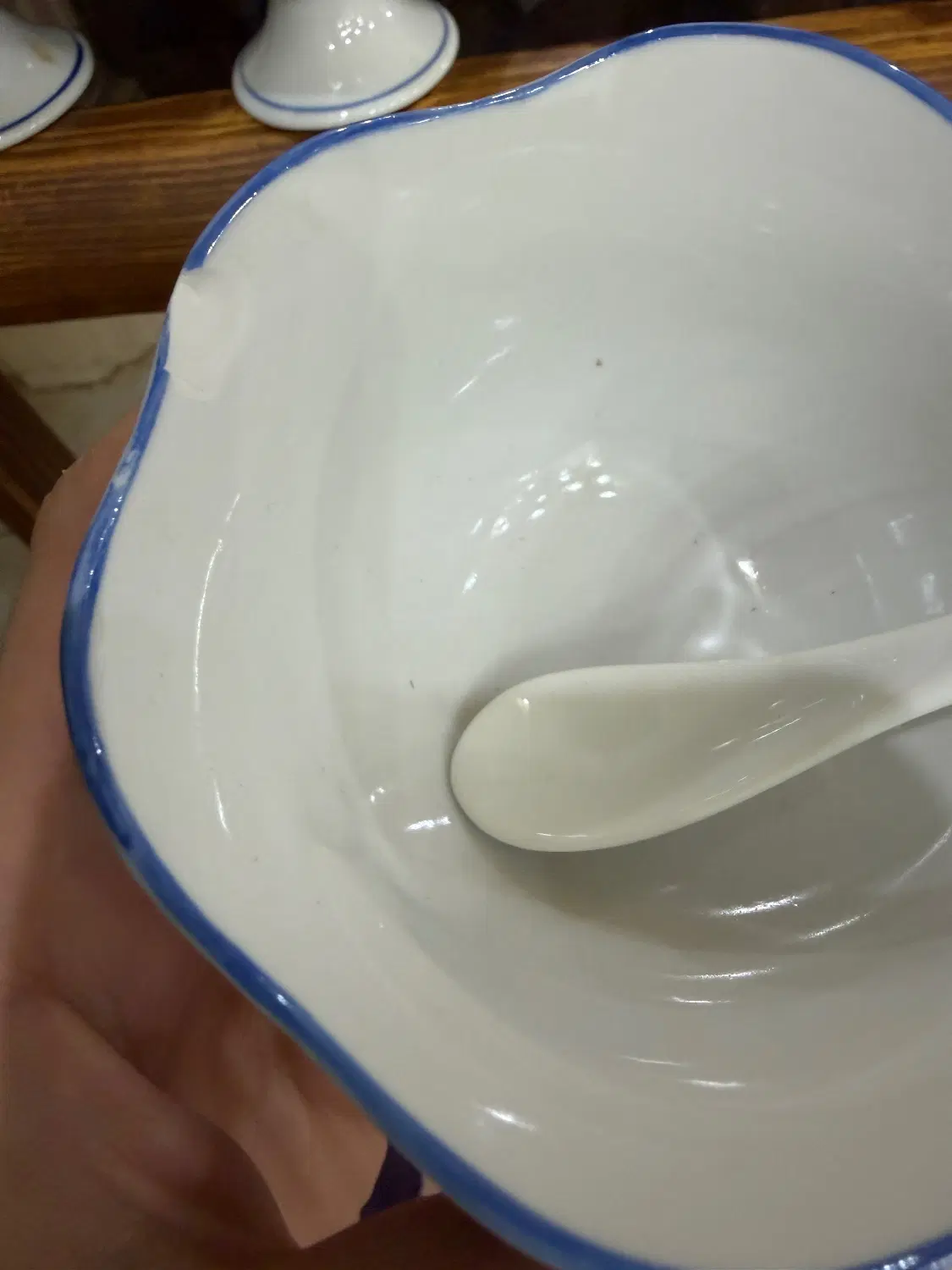 بستنی خوری گل پنبه۱۲ عدد با ۱۲ عدد قاشق|ظروف سرو و پذیرایی|تهران, جمالزاده|دیوار