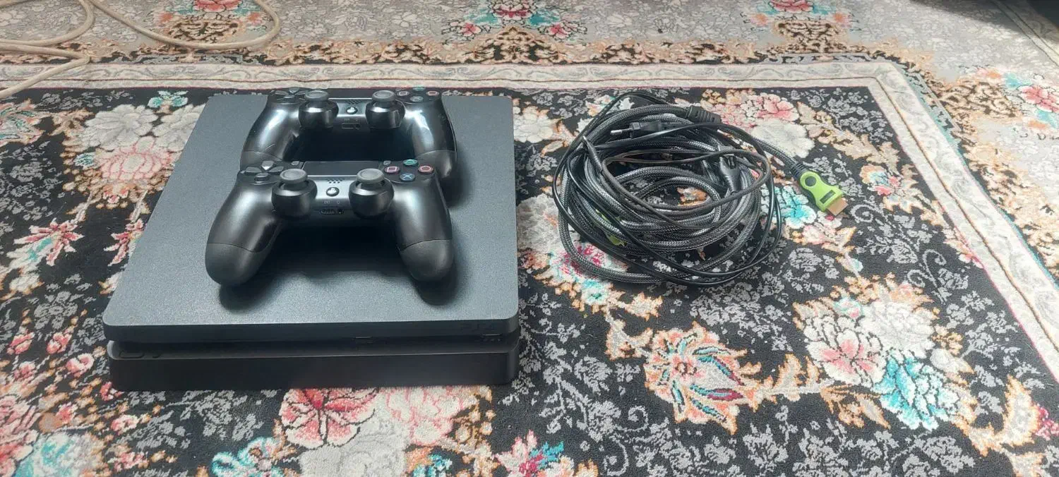 PS4 SLIM|کنسول، بازی ویدئویی و آنلاین|اراک, |دیوار