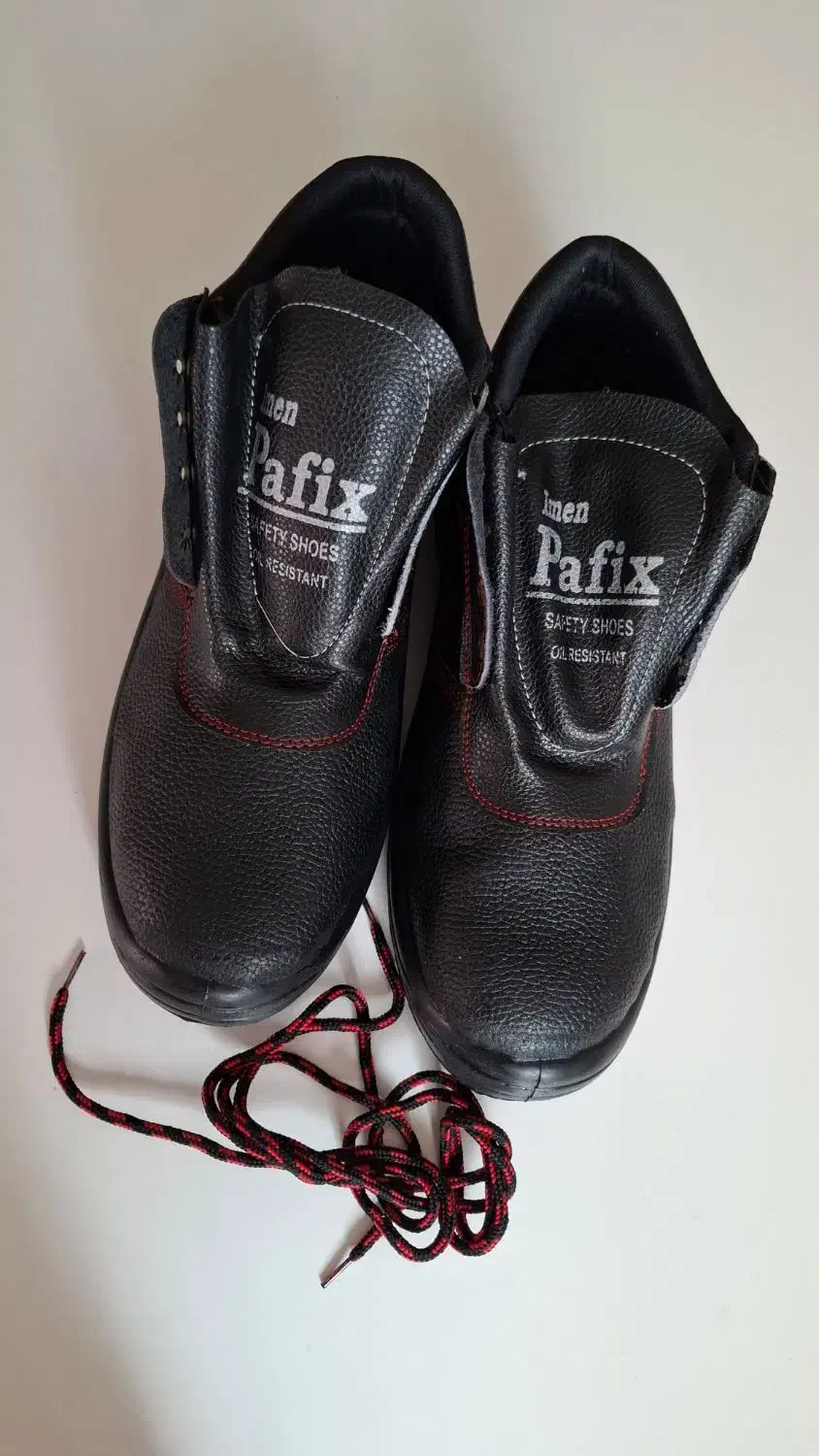 کفش ایمنی نو|کیف، کفش، کمربند|شازند, |دیوار