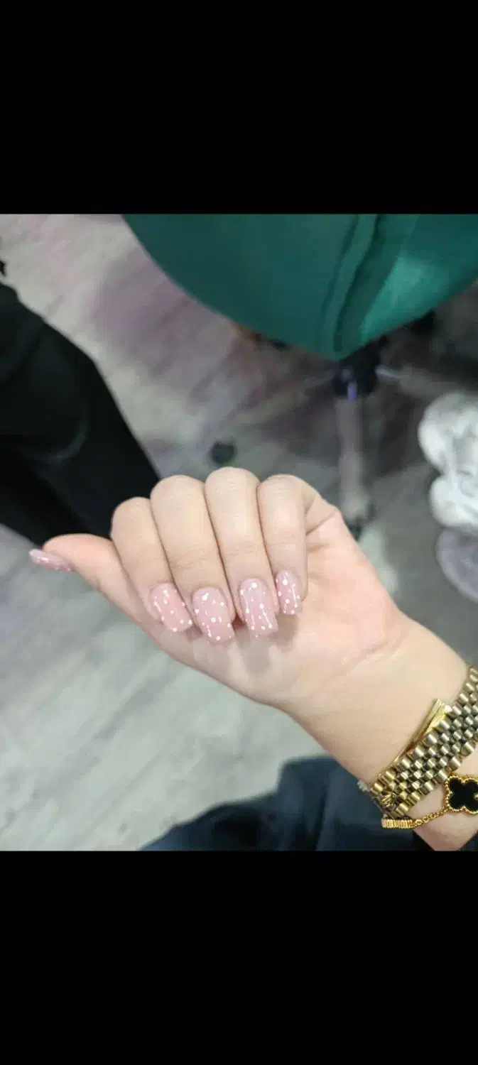 کاشت ناخن بن مژه شیدلب خط چشمم خط لب تتومینیمال|خدمات آرایشگری و زیبایی|گلستان (تهران), |دیوار