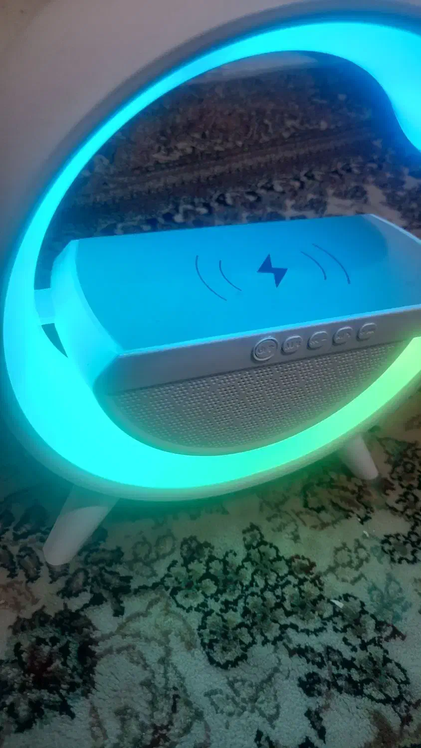 اسپیکر و چراغ خواب|چراغ خواب و آباژور|مشهد, چهارچشمه|دیوار