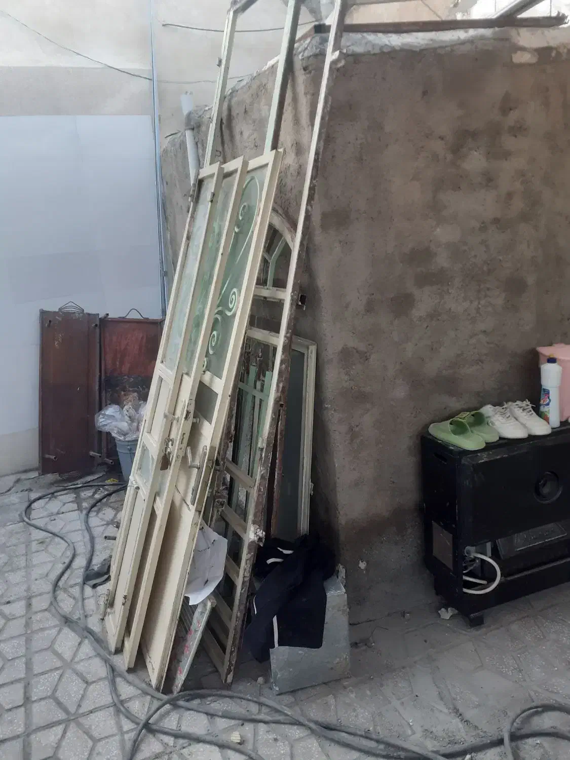 در و پنجره|مصالح و تجهیزات ساختمان|دورود, |دیوار