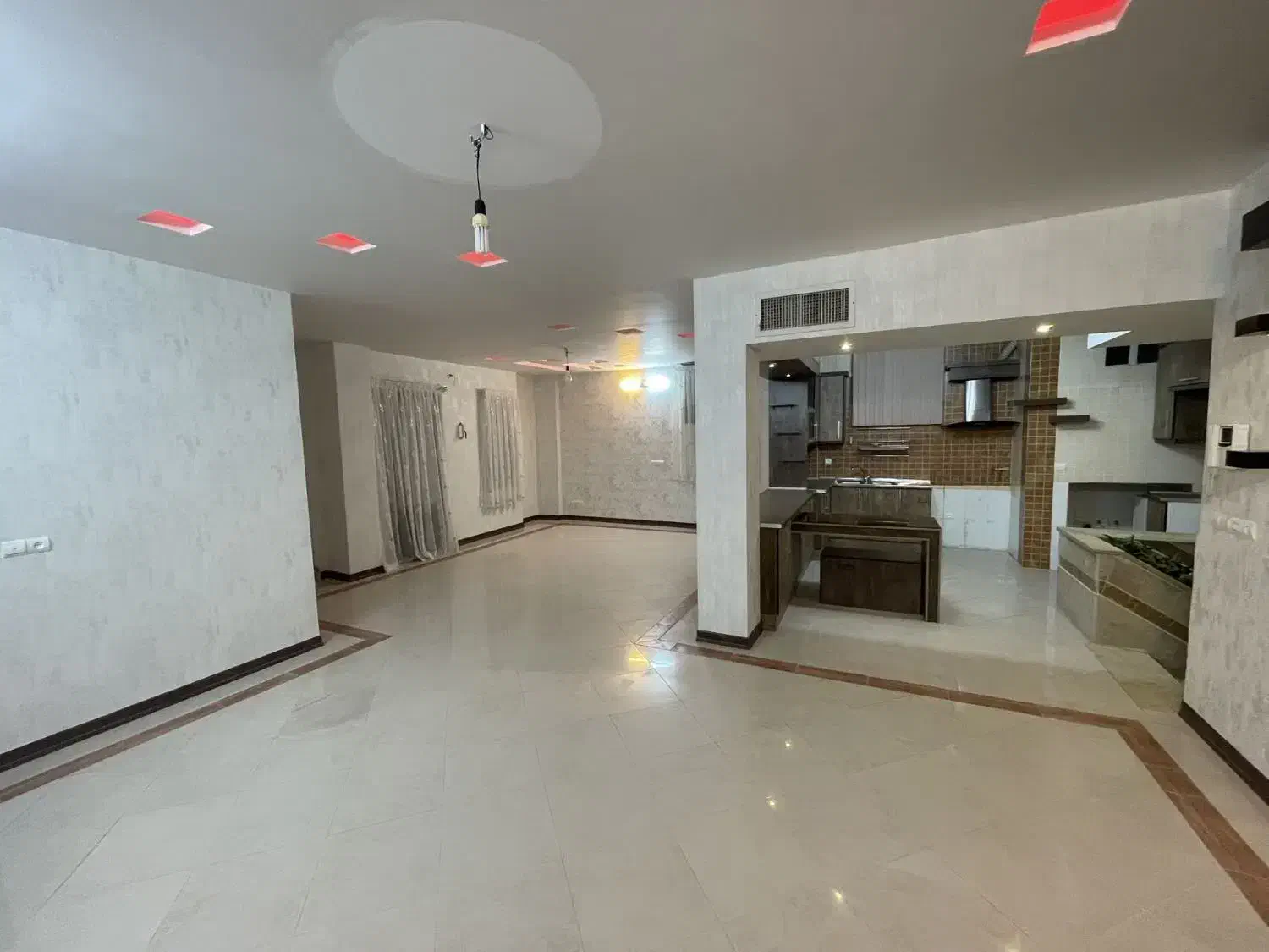 گلخانه ای بسیارتمیزامیرکبیربلوارالغدیر|اجارهٔ خانه و ویلا|کاشان, امیرکبیر|دیوار