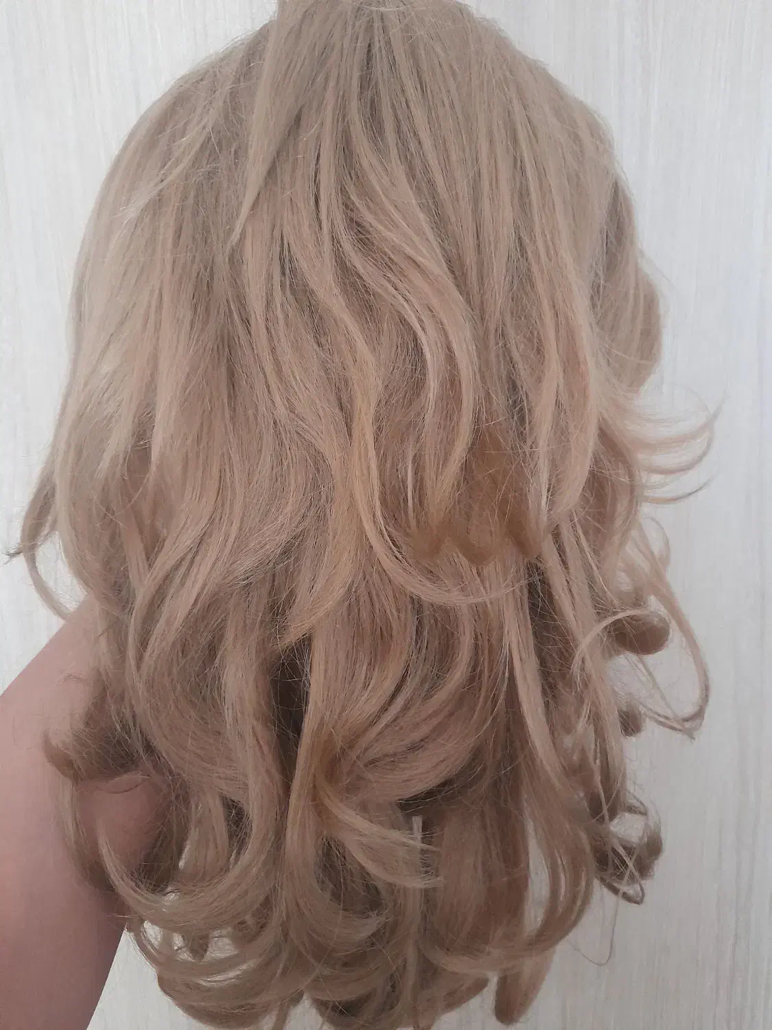 پوستیژ  بابلندی متوسط|آرایشی، بهداشتی، درمانی|خوانسار, |دیوار