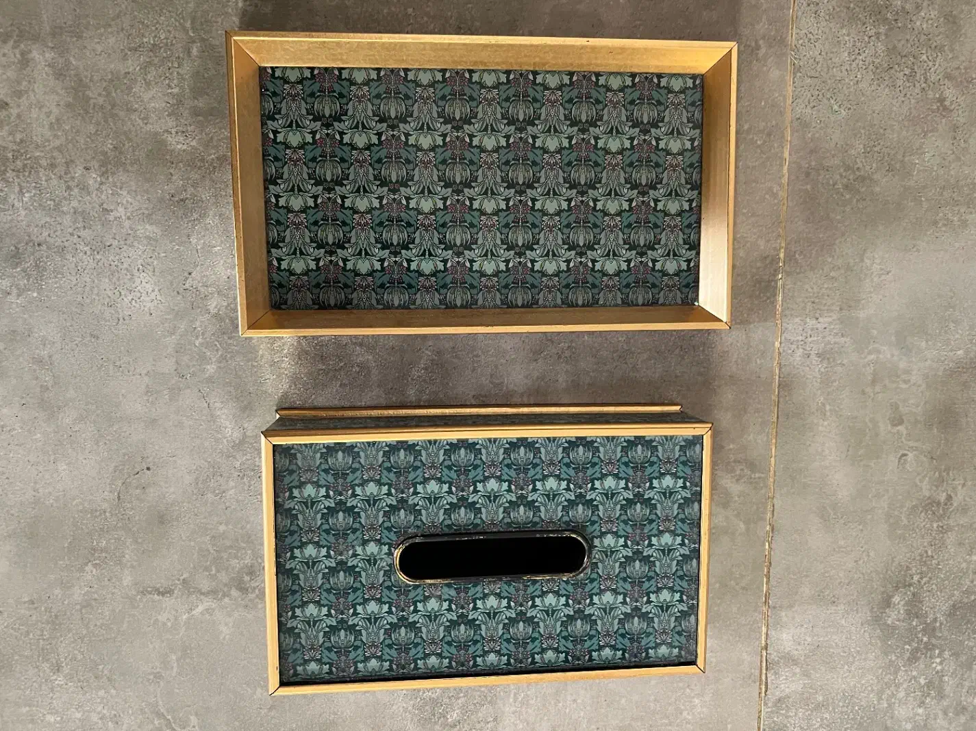 وسایل عتیقه وقدیمی|کلکسیون اشیاء عتیقه|کیش, |دیوار