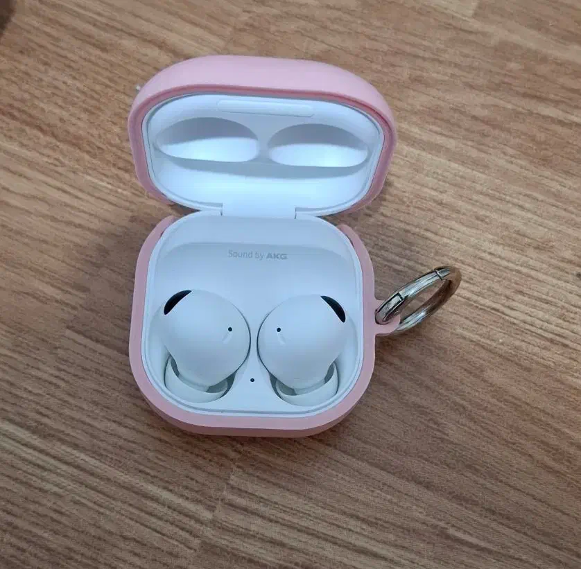 هندزفری سامسونگ buds2pro|لوازم جانبی موبایل و تبلت|تهران, مسعودیه|دیوار