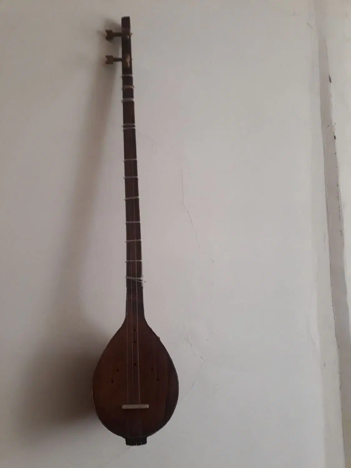 سه تار|سازهای سنتی|کوهدشت, |دیوار