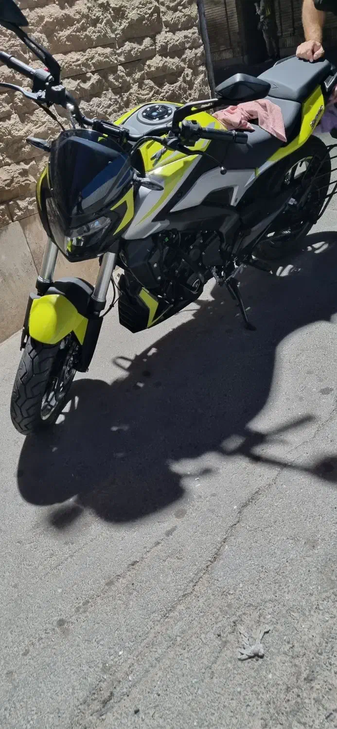 باجاج دومینار 250|موتورسیکلت|تهران, بهارستان|دیوار