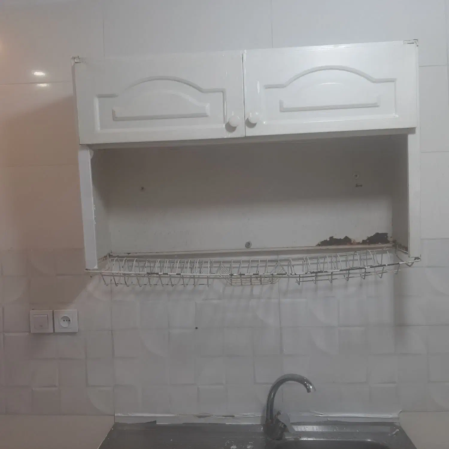 کابینت فلزی سه درب اابچکون سینک و شیر در حد نو|مصالح و تجهیزات ساختمان|شهریار, رضی آباد بالا|دیوار