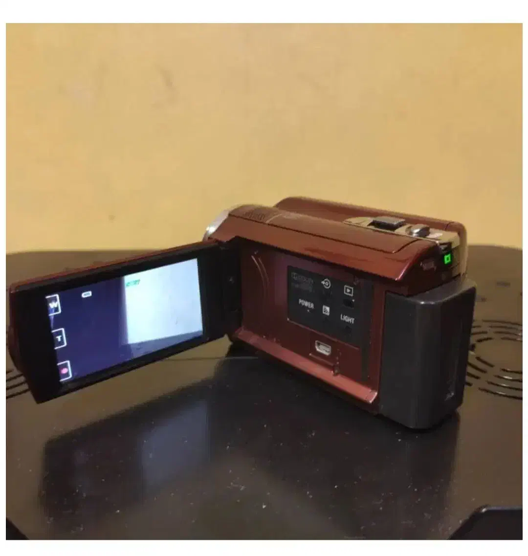 فروش یا معاوضه دوربین هندی کم SONY ژاپن اصل|دوربین عکاسی و فیلم‌برداری|شیراز, معالی‌آباد|دیوار