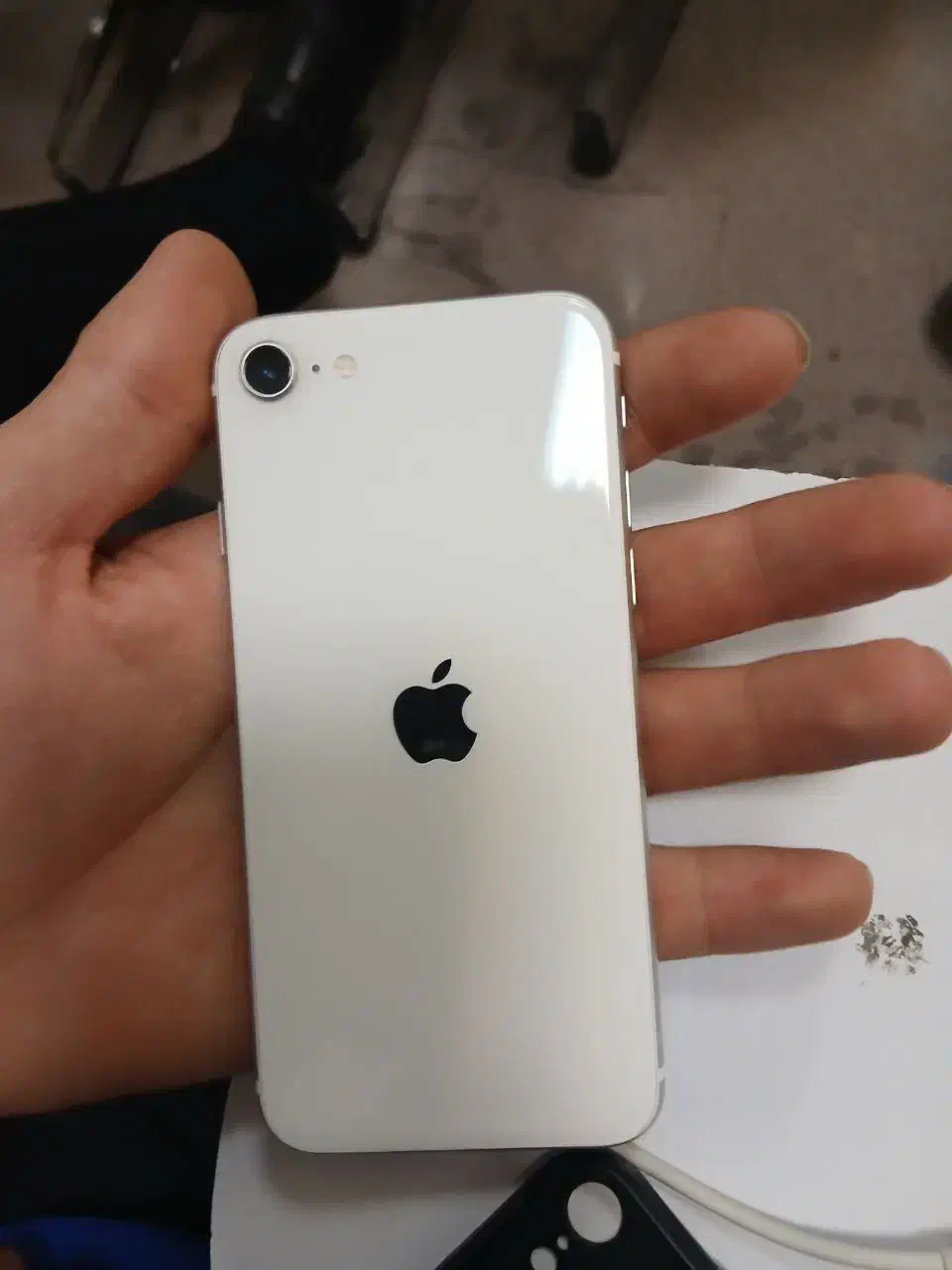 ایفون se2020|موبایل|شهرکرد, |دیوار