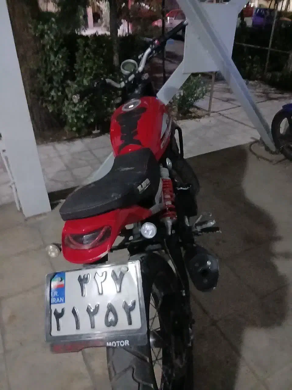 موتور کافه ریس st3|موتورسیکلت|اندیشه, اندیشه فاز ۴|دیوار