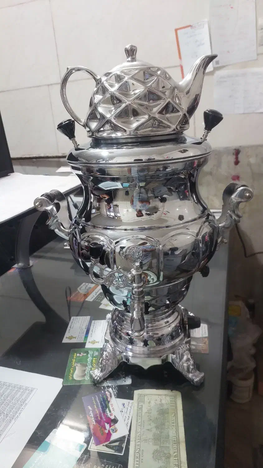 سماور گازی ۶ لیتر مدل گلابی نو آکبند|سماور، چایساز، قهوهساز|تهران, خزانه|دیوار