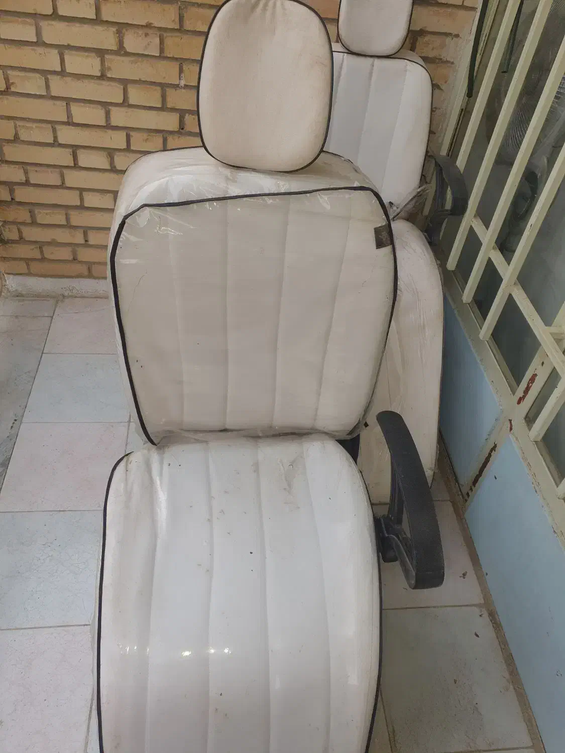 فروش ویژه دو عدد صندلی آرایشگاه|آرایشگاه و سالنهای زیبایی|نجفآباد, ویلاشهر|دیوار