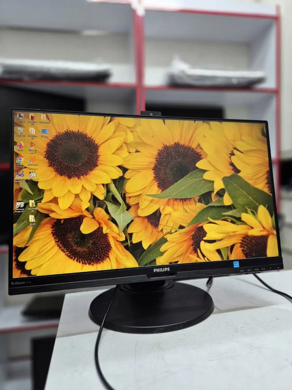 مانیتور 24فریملس وبکم دار hdmi ips مناسب گیم|قطعات و لوازم جانبی رایانه|شیراز, زند|دیوار