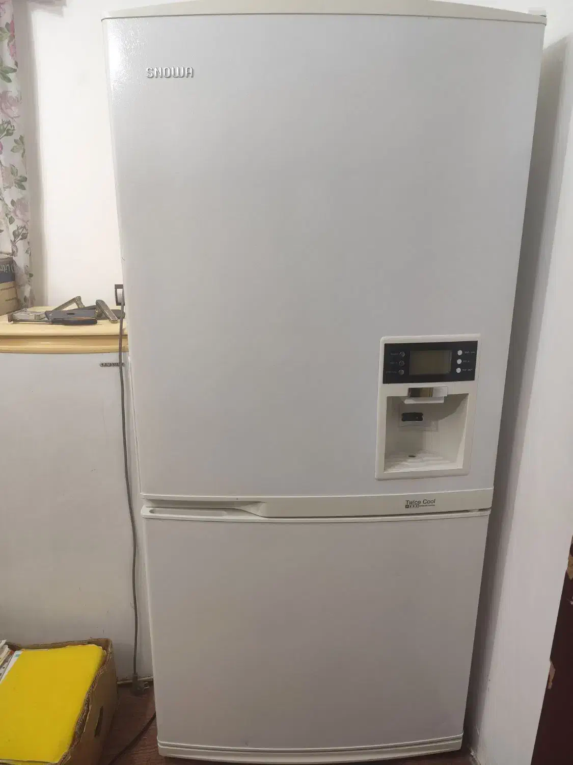 یخچال و فریزر اسنوا بزرگ در حد نو|یخچال و فریزر|آمل, |دیوار