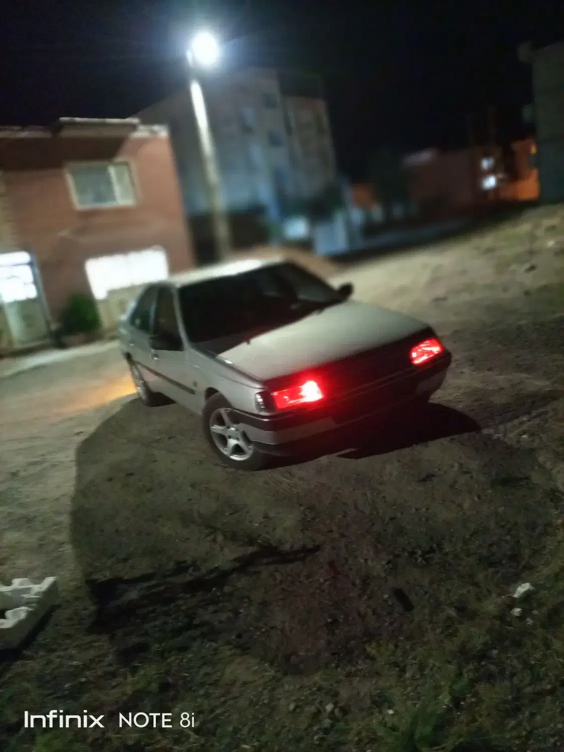 پژو ۴۰۵|خودرو سواری و وانت|چالدران, |دیوار