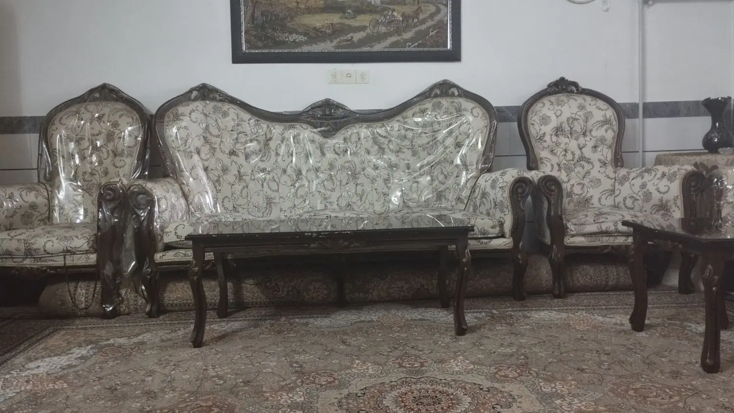 مبل|مبلمان خانگی و میز عسلی|علی‌آباد کتول, |دیوار