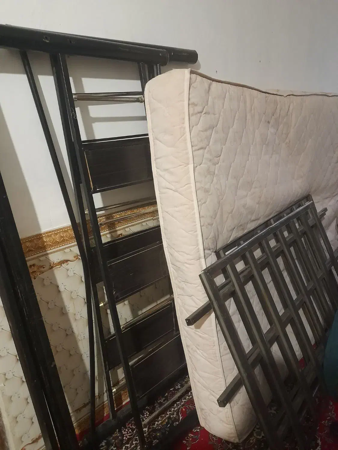 تختخواب وتشک|تخت و سرویس خواب|هرسین, |دیوار